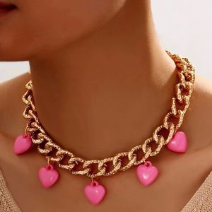 Barbie style necklace
